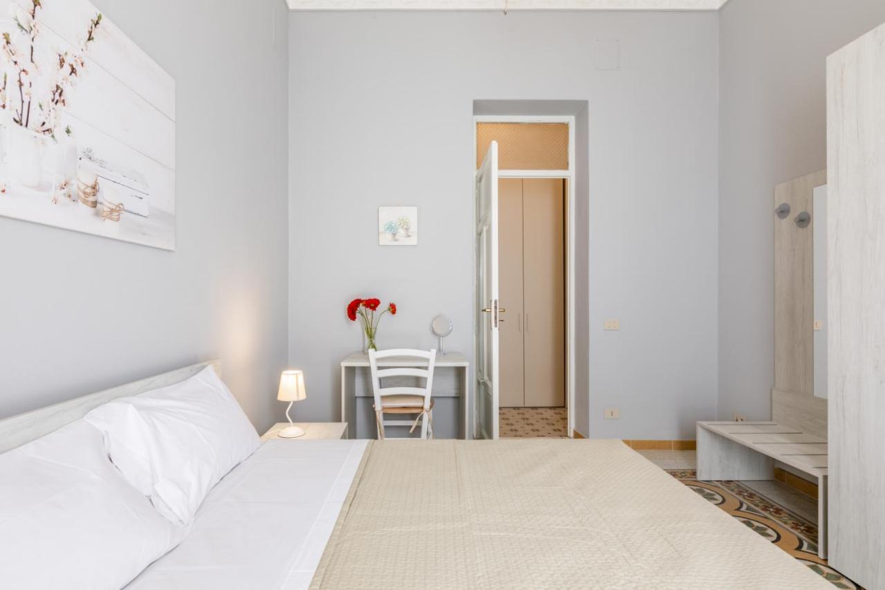 Stazione Notarbartolo Bright & Cozy Apartment Palermo Exterior photo